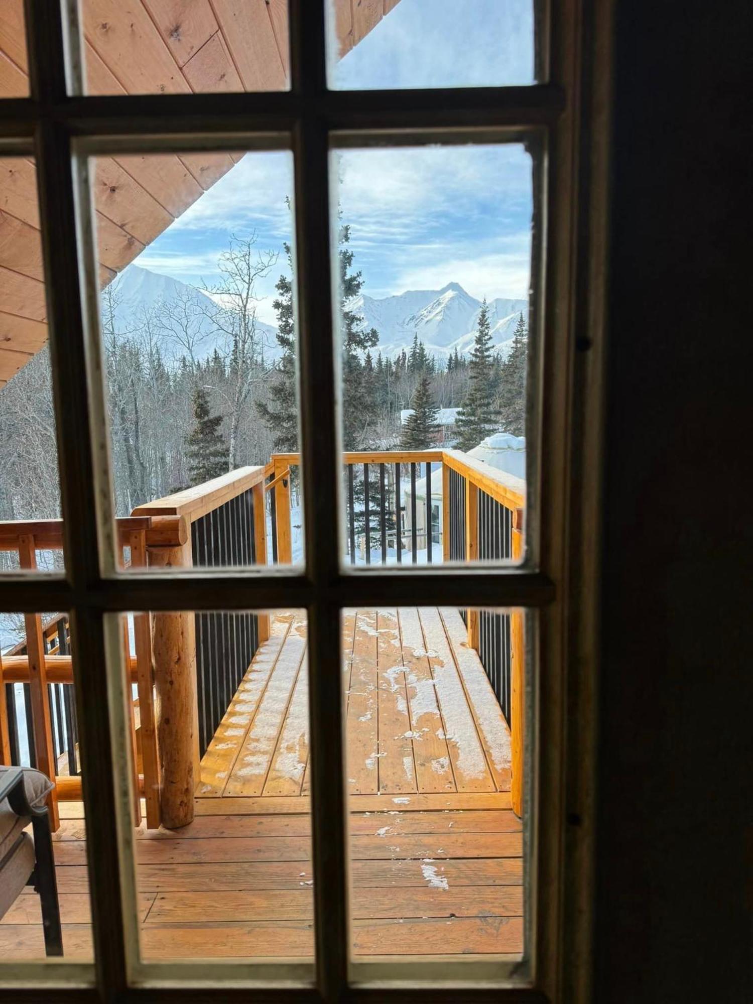 היינס ג'נקשן Mount Logan Ecolodge & Retreat Center מראה חיצוני תמונה