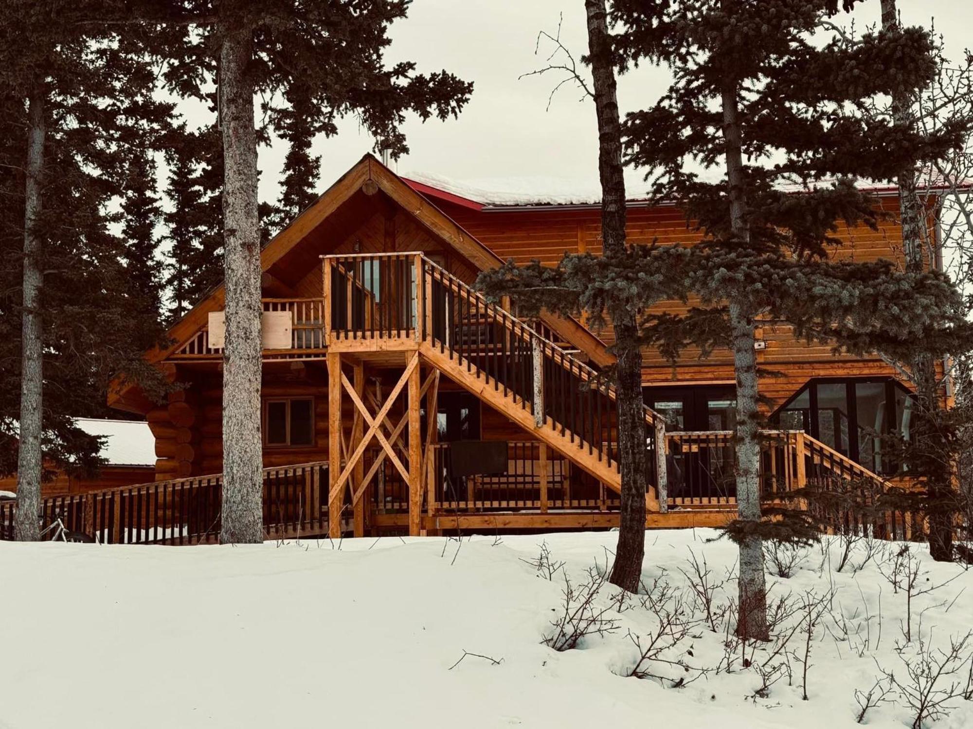 היינס ג'נקשן Mount Logan Ecolodge & Retreat Center מראה חיצוני תמונה